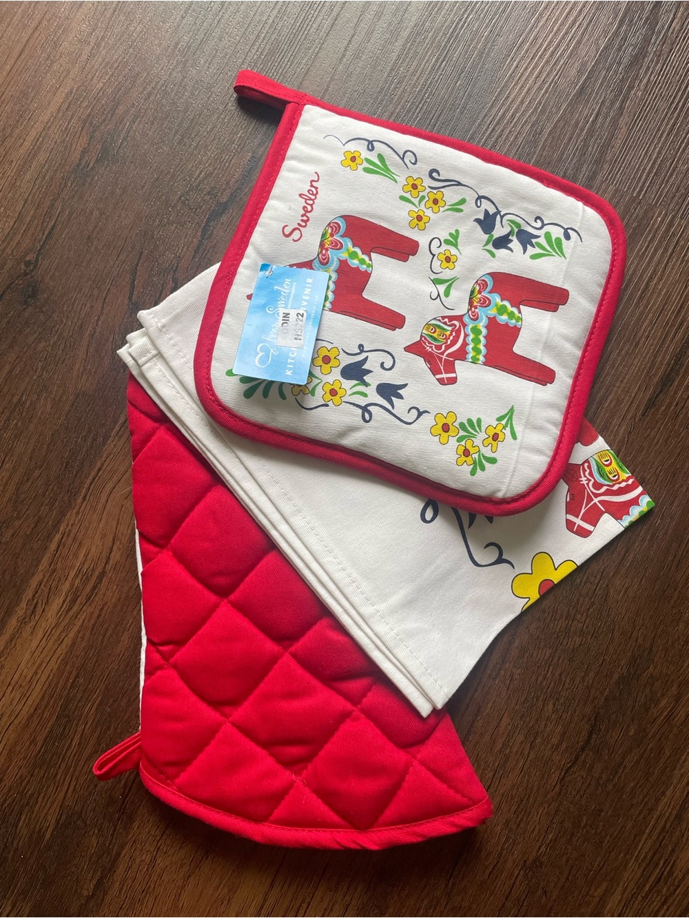 Dala Horse Sweden Scandinavian Kitchenwear Pot Holder Towel Oven Mitten NWT